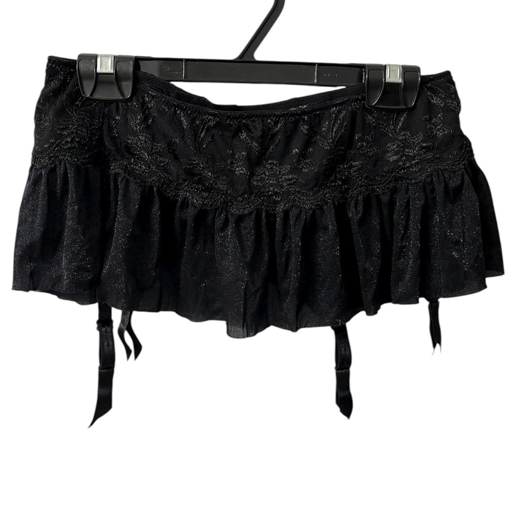 La Vie en Rose Low Waisted Skirt/Garter Belt